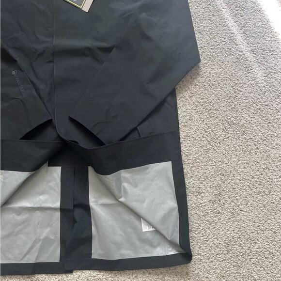 Nike Storm-Fit ADV GORE-TEX Trench Parka Black Jacket Men's Size M DV9970-011 - Picture 6 of 7